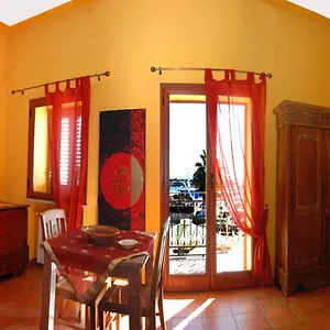 Stenopus Greco Casa Per Affitti Turistici Italia